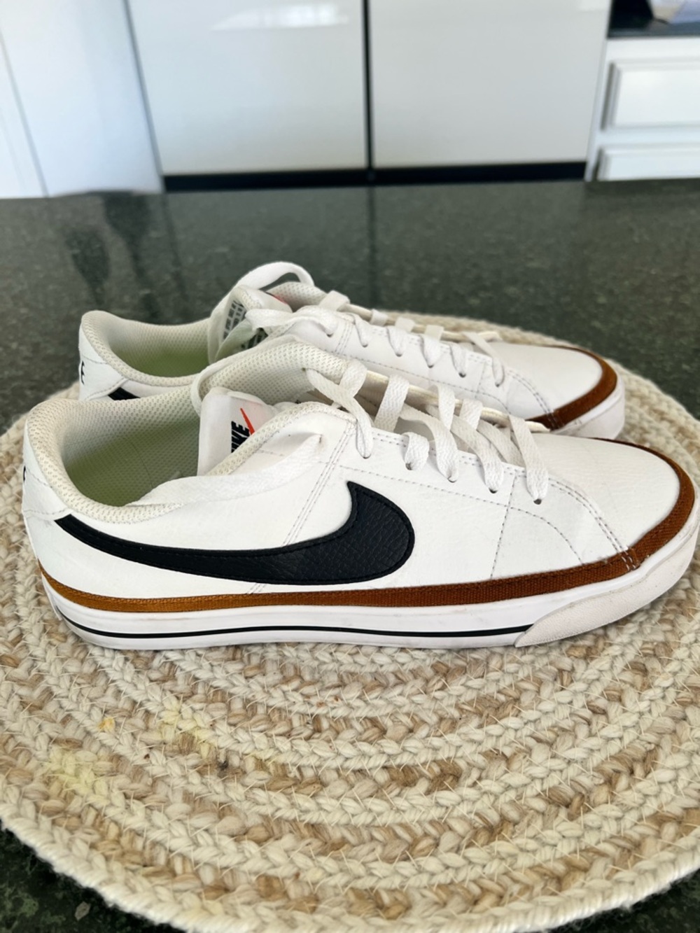 Nike Court Legacy